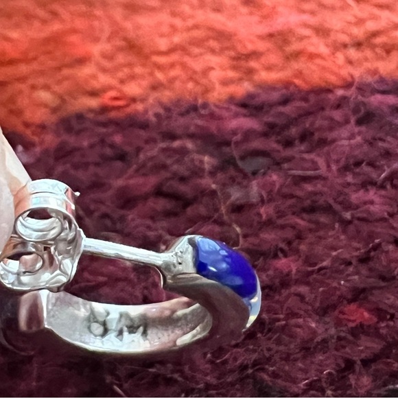❤️ 925 Inlaid Lapis Lazuli & Lab Opal Half Hoop Earrings Signed Navajo NM - Picture 7 of 10